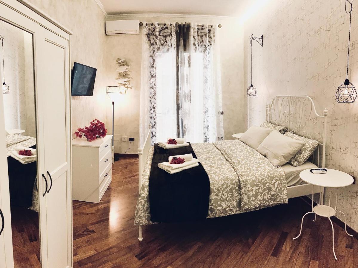 Salerno Historic Center Lovely Flat Exterior foto